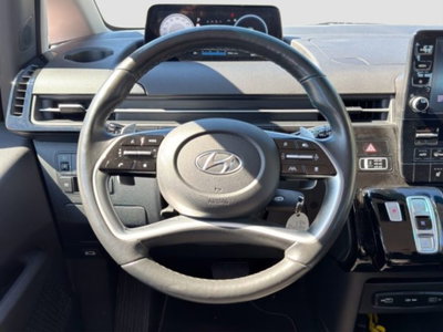 Hyundai Staria 2.2 awd auto (14)