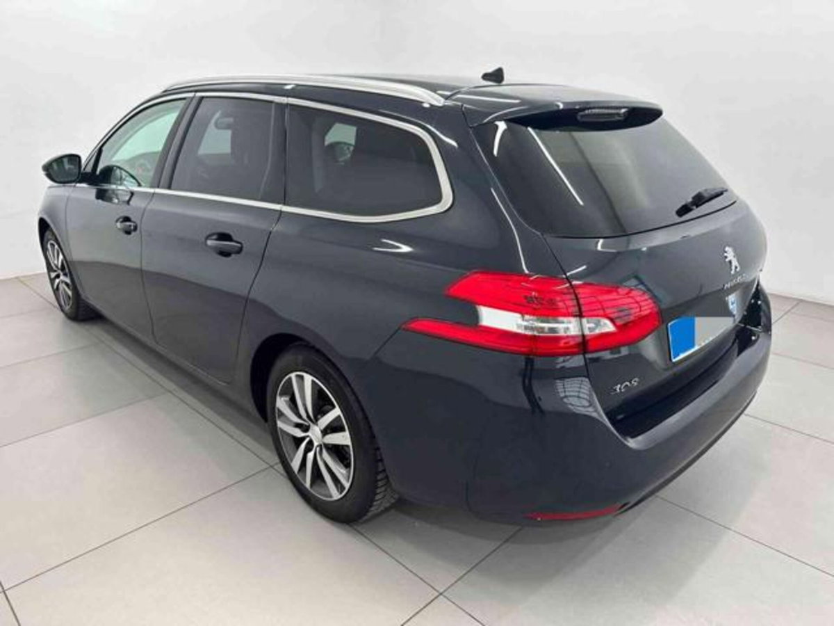 Peugeot 308 SW PureTech T. 130 S&S EAT8 Allure Pack (4)