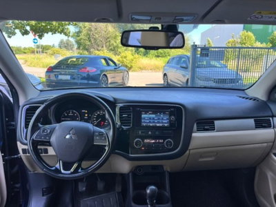 Mitsubishi Outlander 2.2 DI-D 4WD Instyle Plus Navi (9)