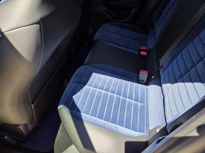 Lancia Ypsilon 1.2 mhev Edizione Limitata Cassina e-dct (16)