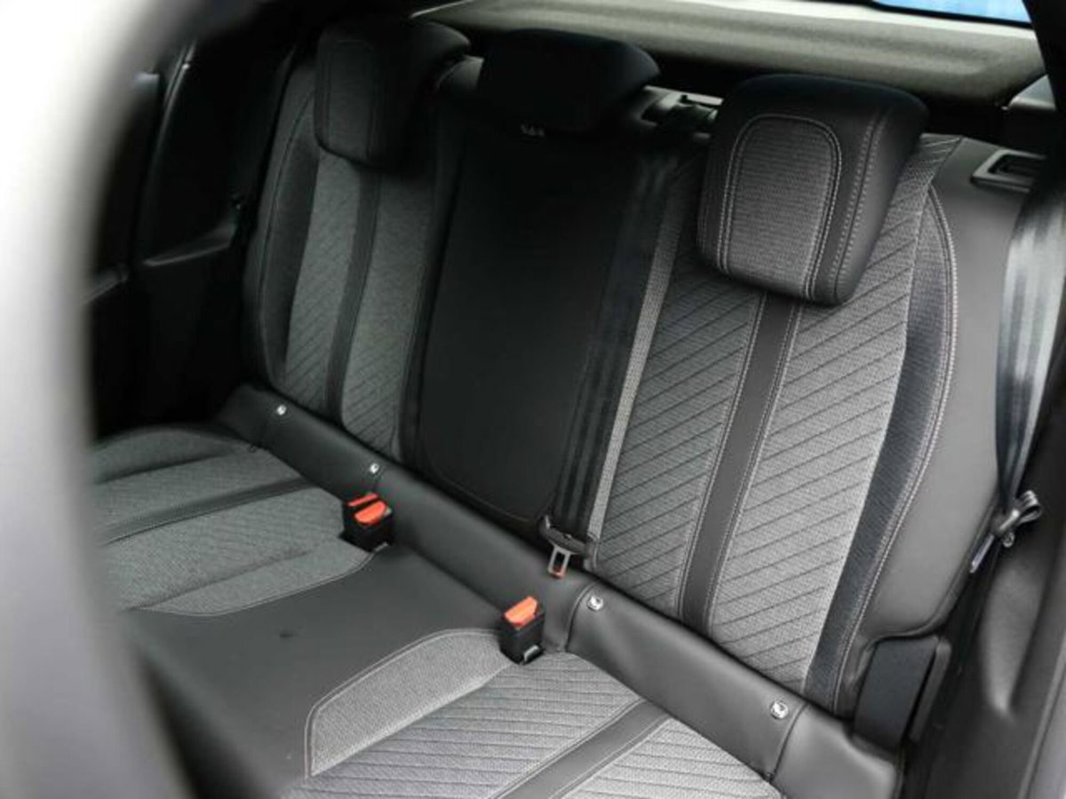Peugeot 208 PureTech 100 Stop&Start 5 porte Allure (10)