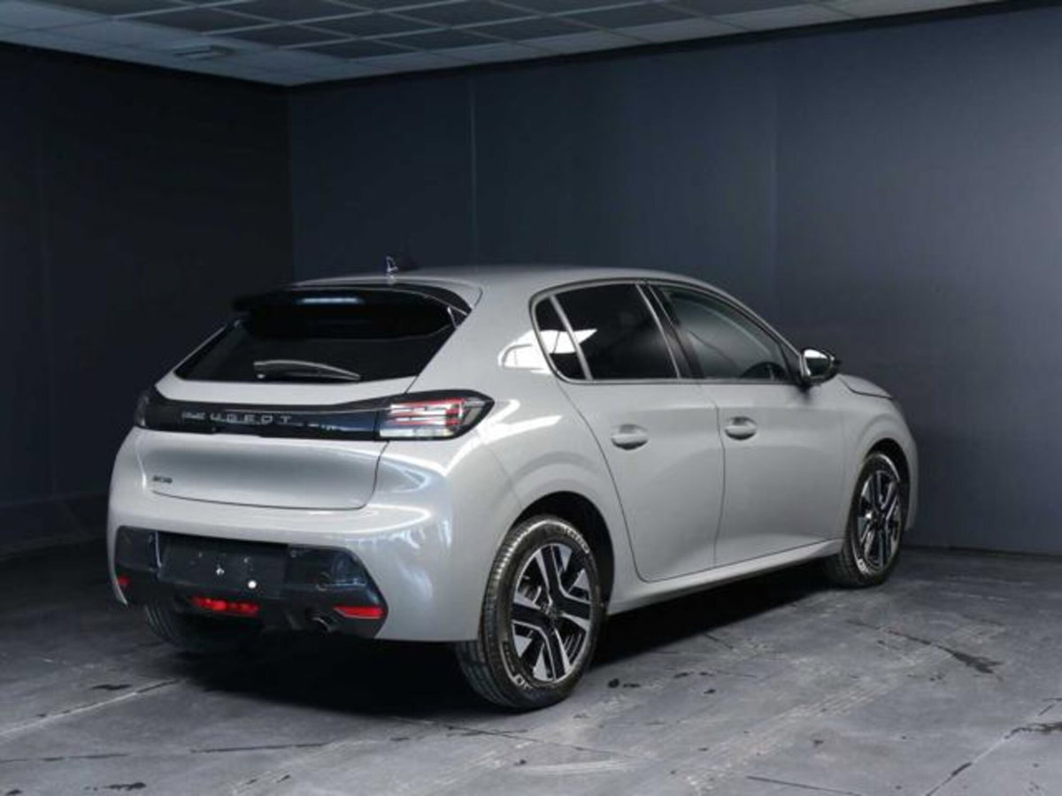 Peugeot 208 PureTech 100 Stop&Start 5 porte Allure (3)