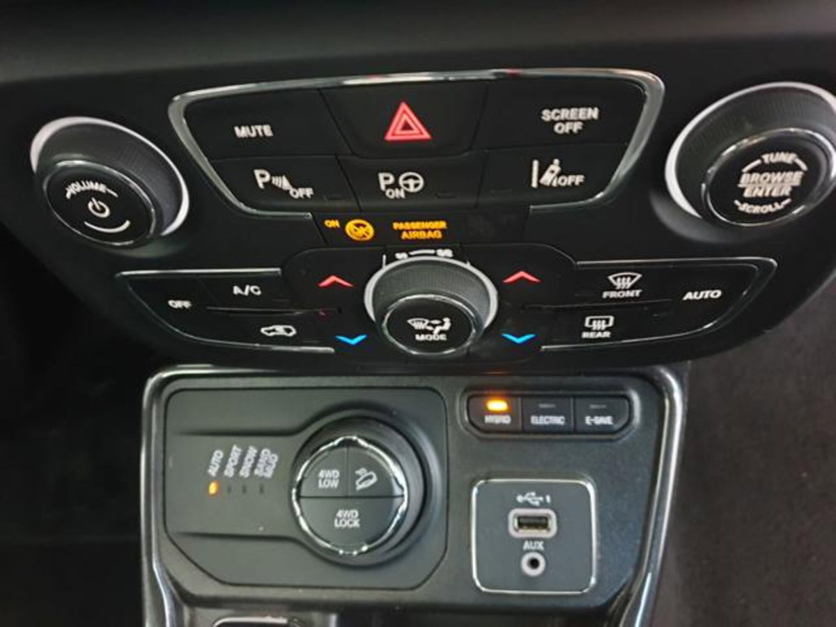 Jeep Compass 1.3 Turbo T4 2WD Limited (18)