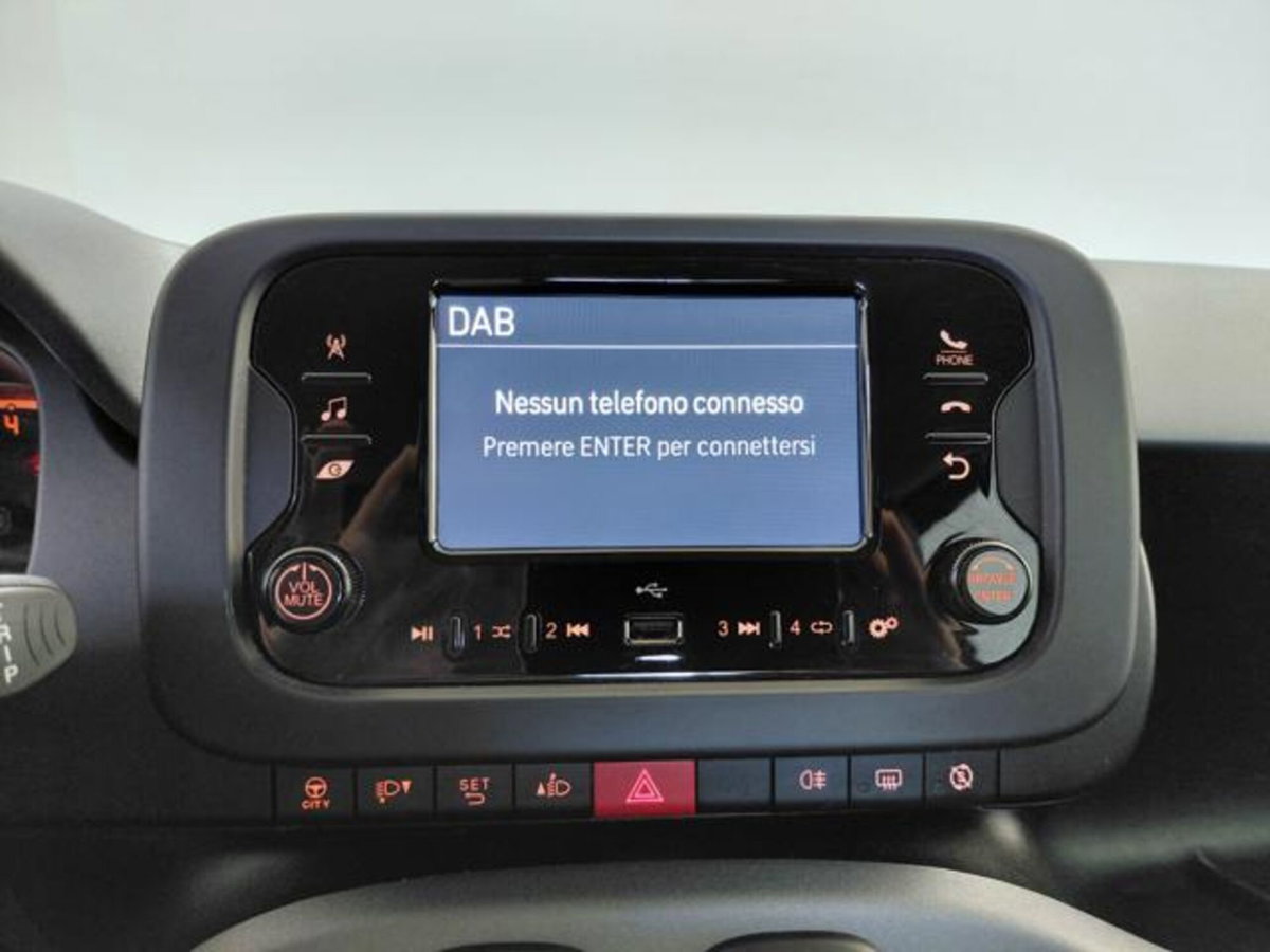 Fiat Panda 1.0 firefly hybrid s&s 70cv 5p.ti (12)