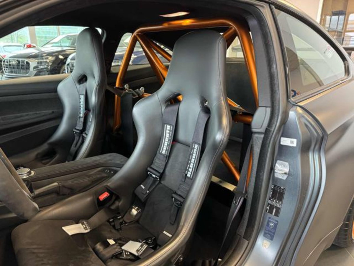 BMW Serie 4 Coupé M4  GTS (14)