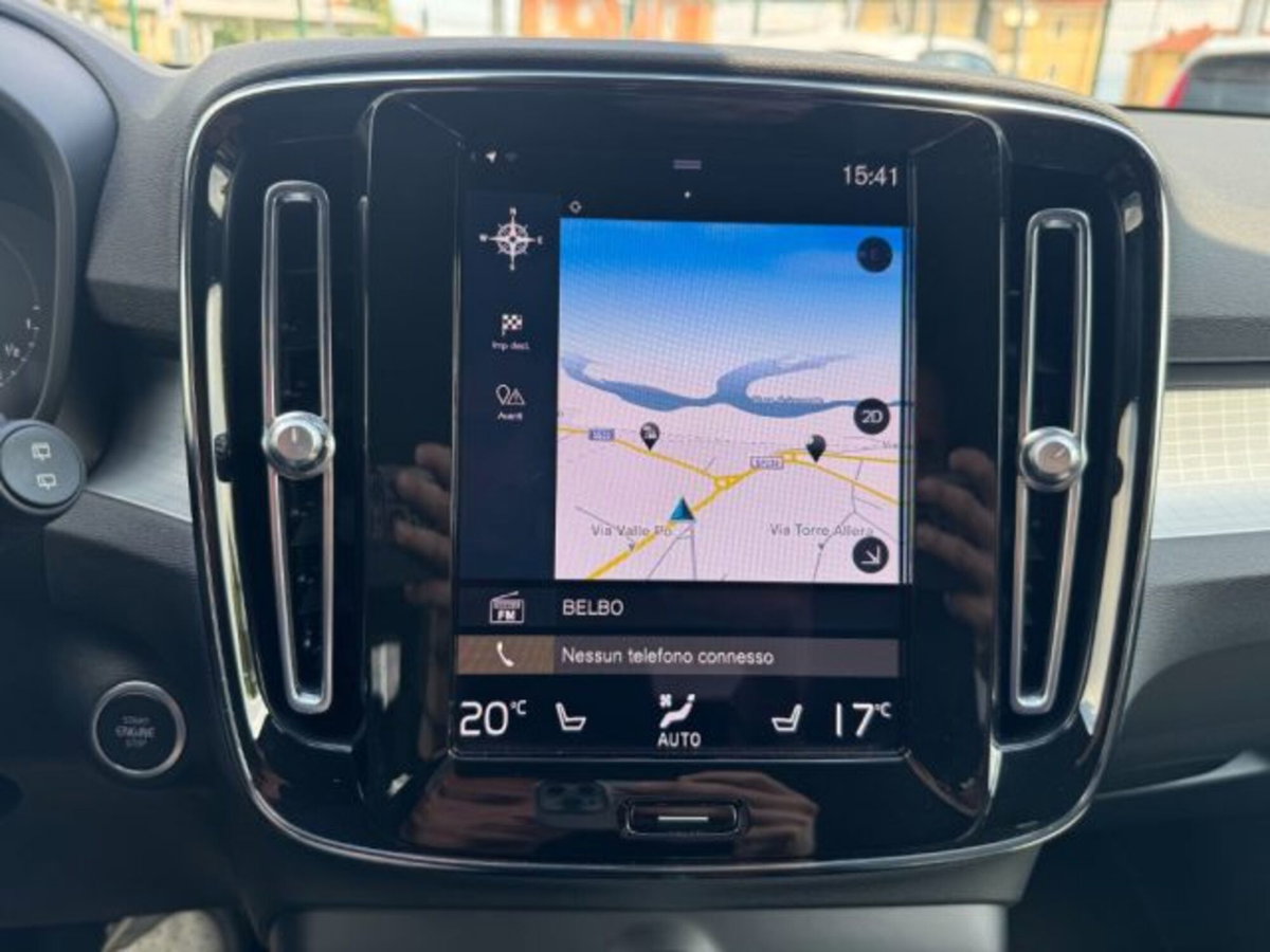 Volvo XC40 T4 Recharge Plug-in Hybrid automatico Plus Dark N1 (18)