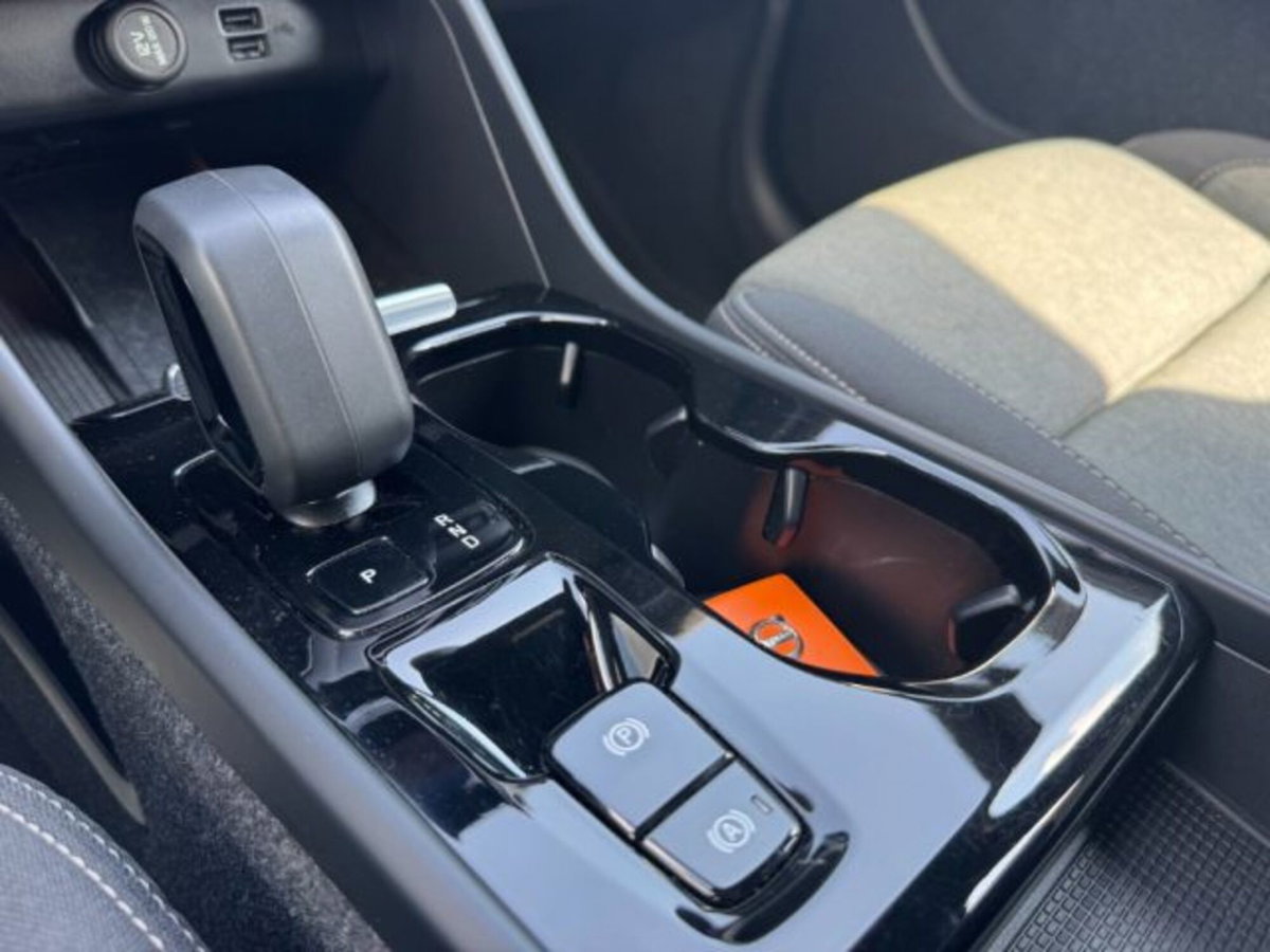 Volvo XC40 T4 Recharge Plug-in Hybrid automatico Plus Dark N1 (19)