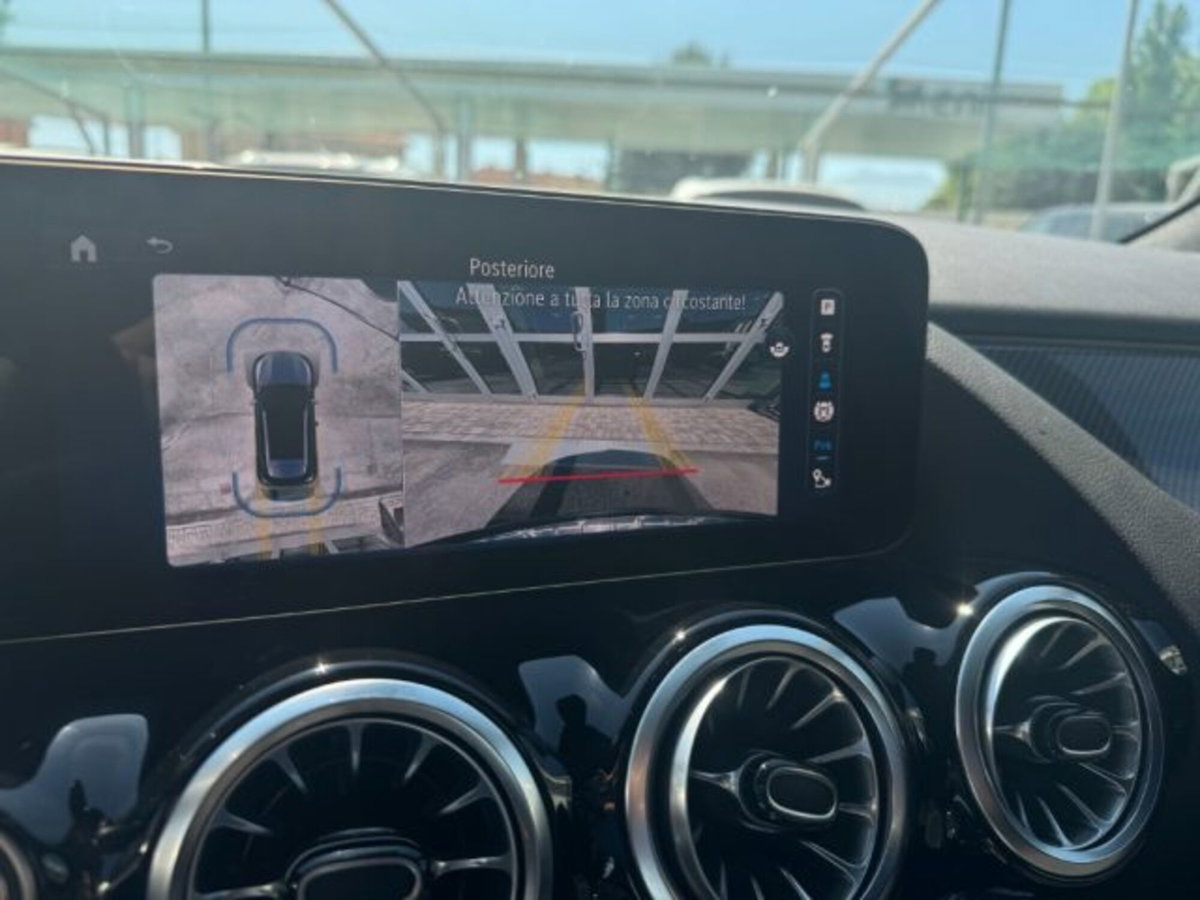Mercedes-Benz GLA SUV 200 d AMG Line Premium Plus 4matic auto (19)