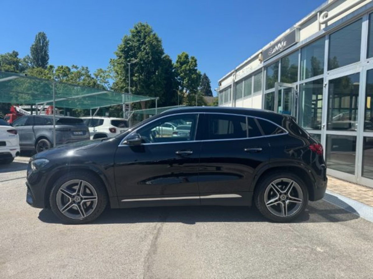 Mercedes-Benz GLA SUV 200 d AMG Line Premium Plus 4matic auto (8)