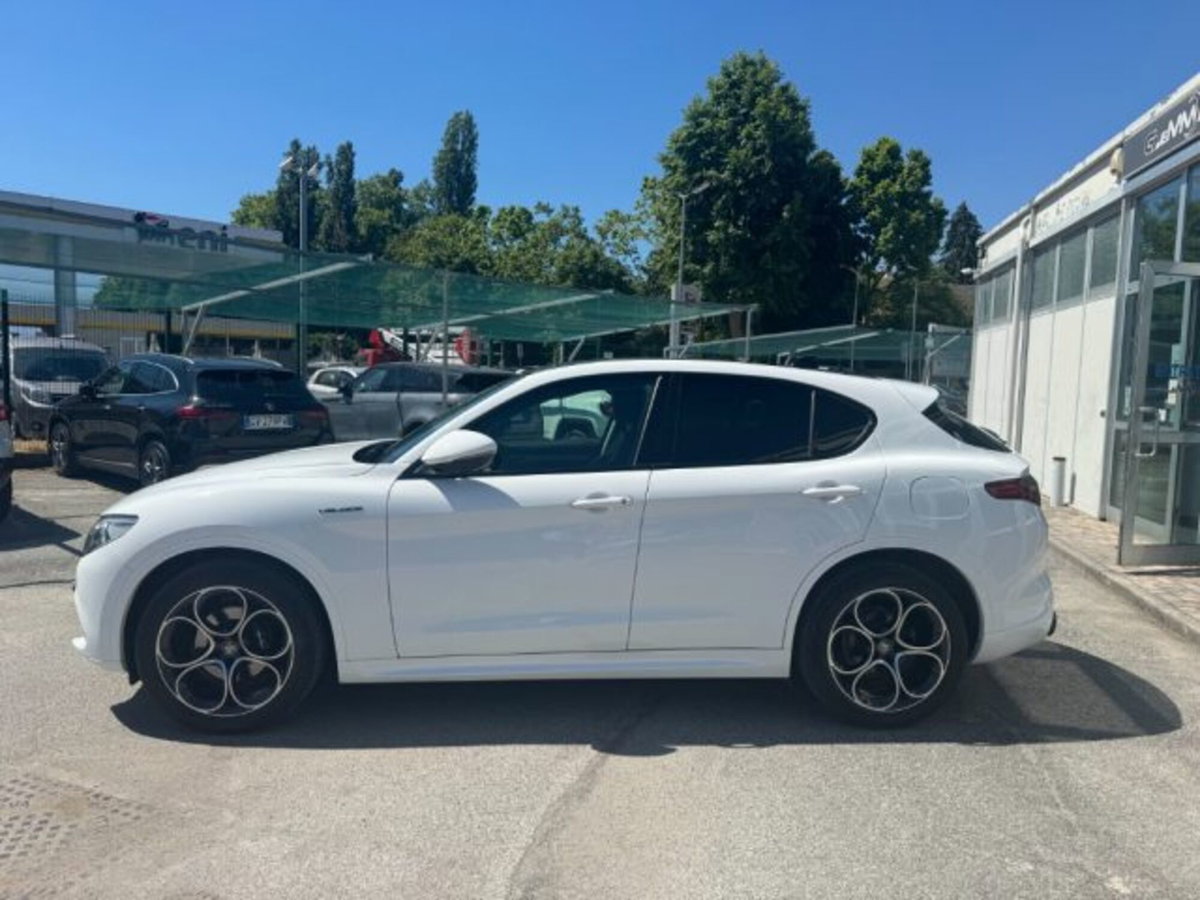 Alfa Romeo Stelvio Stelvio 2.2 Turbodiesel 210 CV AT8 Q4 Veloce (7)