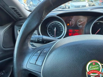 Alfa Romeo Giulietta 1.6 JTDm-2 Distinctive (7)