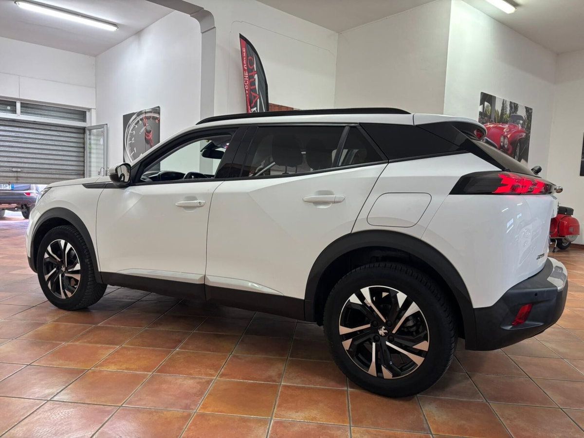 Peugeot 2008 BlueHDi 130 S&S EAT8 Allure Pack (5)