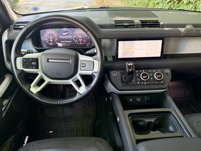 Land Rover Defender 110 2.0 SD4 AWD Auto (14)