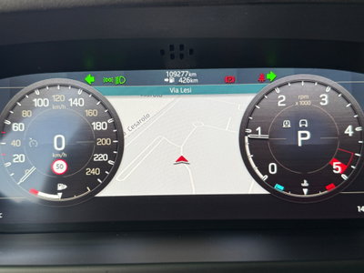 Land Rover Defender 110 2.0 SD4 AWD Auto (19)