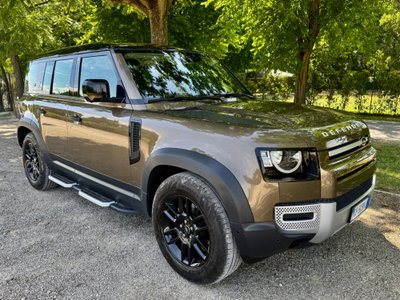 Land Rover Defender 110 2.0 SD4 AWD Auto (6)