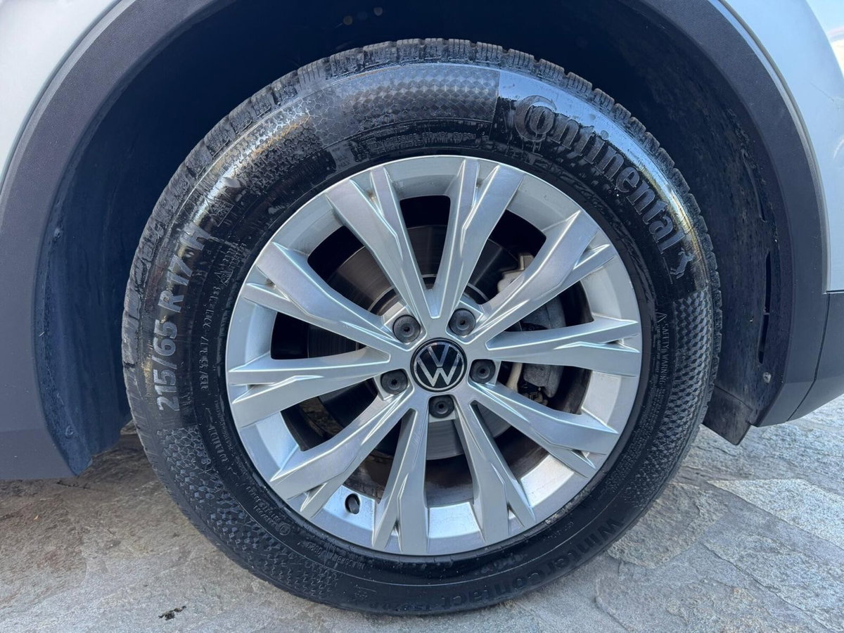 Volkswagen Tiguan 2.0 TDI 150 CV SCR DSG 4MOTION Life (13)