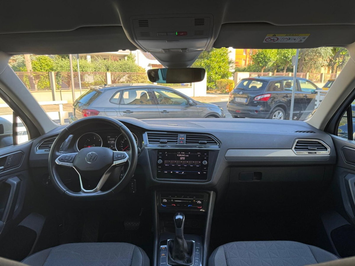 Volkswagen Tiguan 2.0 TDI 150 CV SCR DSG 4MOTION Life (15)