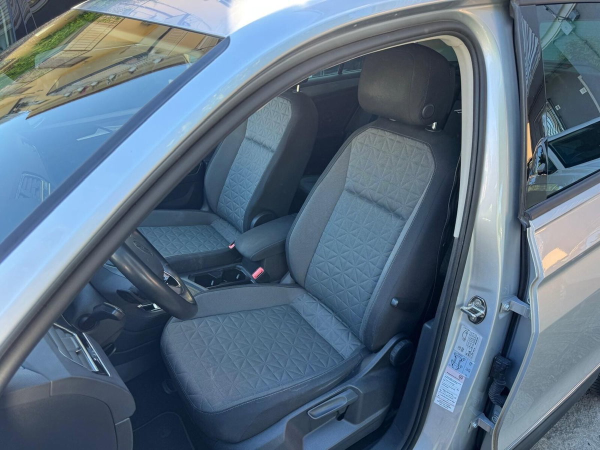 Volkswagen Tiguan 2.0 TDI 150 CV SCR DSG 4MOTION Life (17)