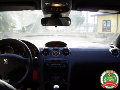 Peugeot RCZ 1.6 THP 200CV Asphalt (13)