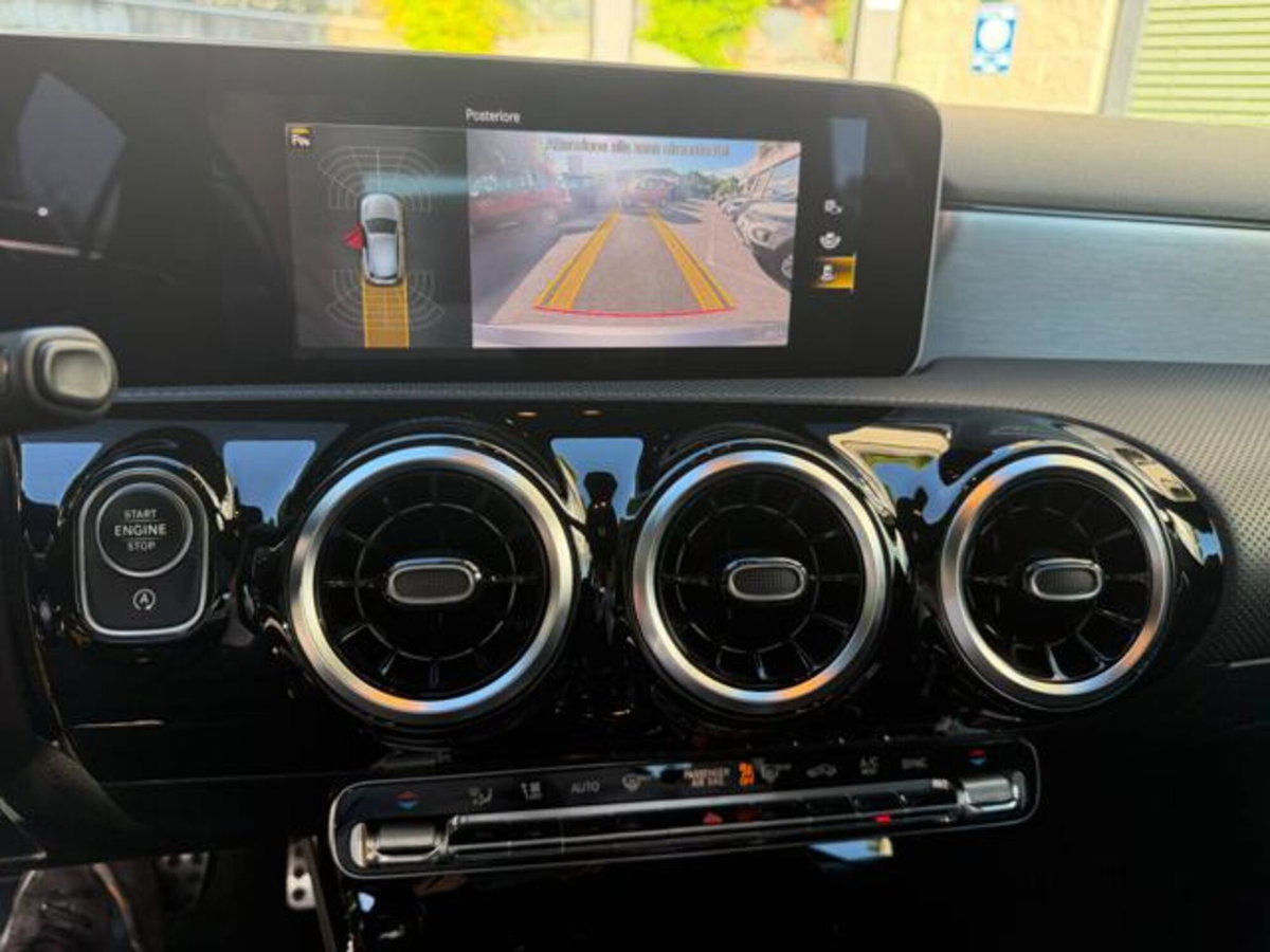 Mercedes-Benz Classe A 200 AMG Line Premium Plus auto (8)