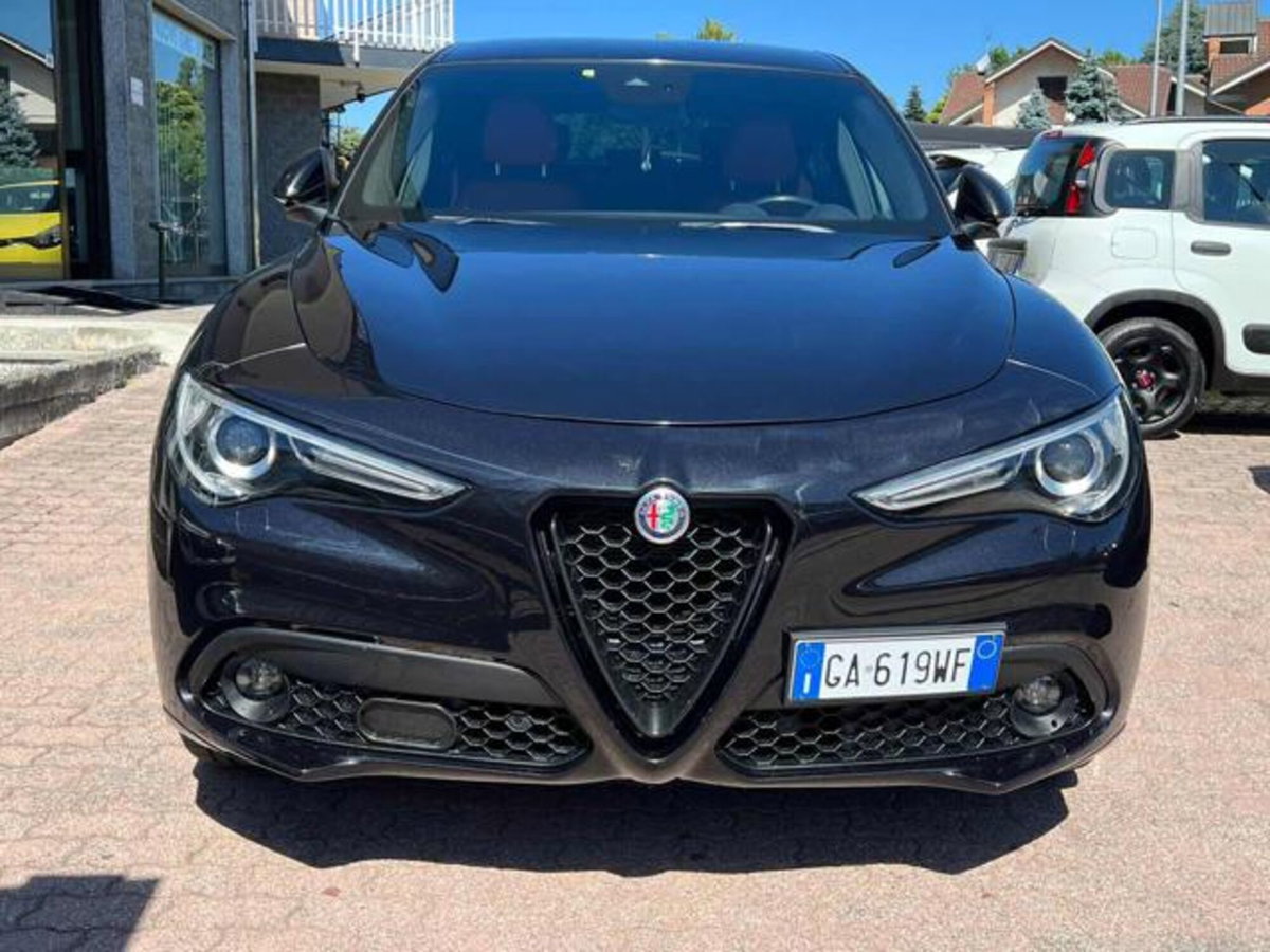 Alfa Romeo Stelvio Stelvio 2.2 Turbodiesel 210 CV AT8 Q4 Veloce (2)