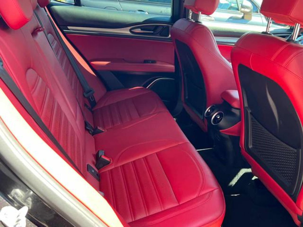 Alfa Romeo Stelvio Stelvio 2.2 Turbodiesel 210 CV AT8 Q4 Veloce (7)