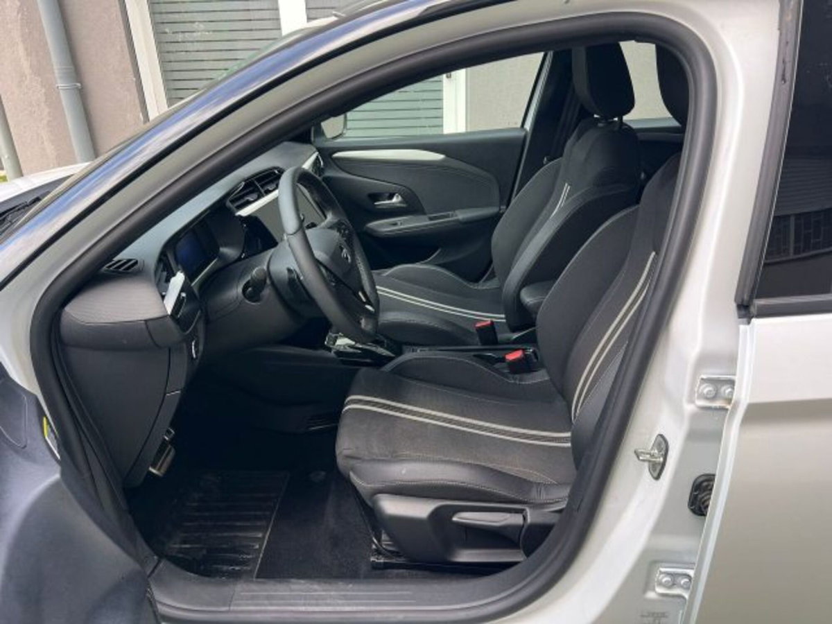 Opel Corsa 1.2 hybrid GS 100cv dct6 (8)