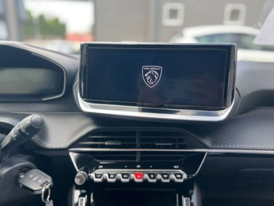 Peugeot 208 PureTech 100 Stop&Start 5 porte Allure (12)