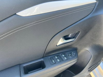 Opel Corsa 1.2 hybrid GS 100cv dct6 (5)