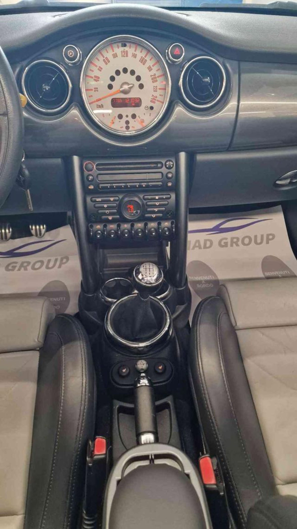 MINI Mini Cabrio 1.6 16V John Cooper Works Cabrio (15)