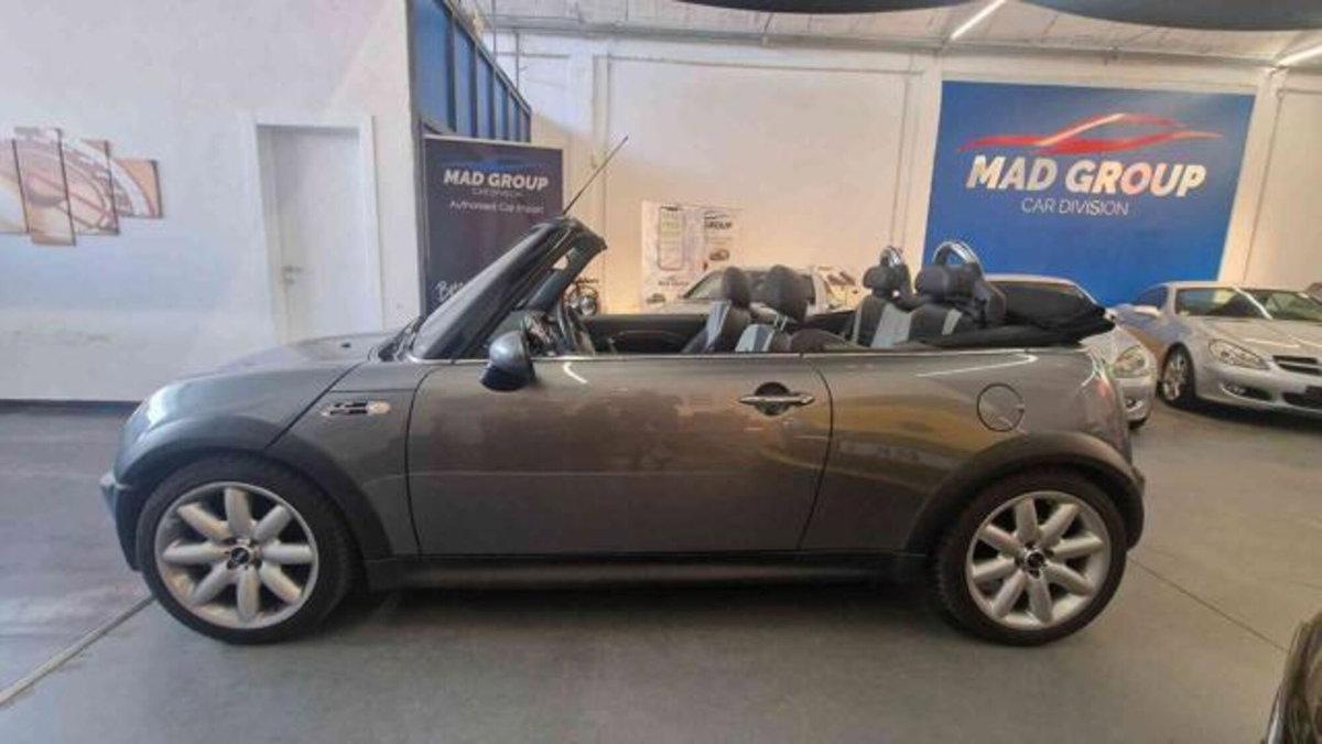 MINI Mini Cabrio 1.6 16V John Cooper Works Cabrio (5)