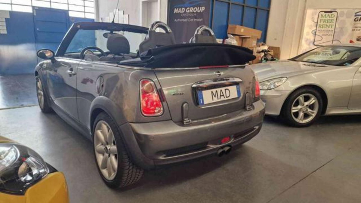 MINI Mini Cabrio 1.6 16V John Cooper Works Cabrio (7)