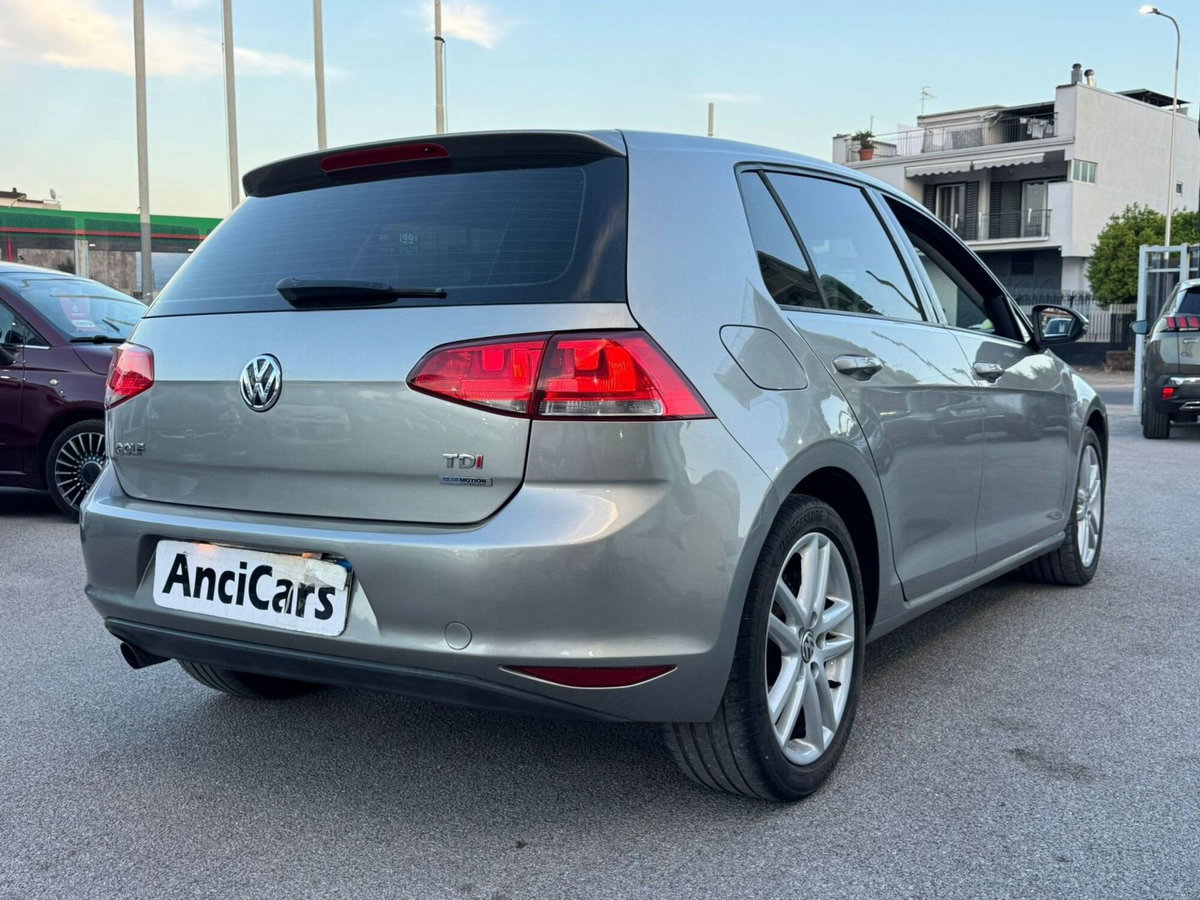 Volkswagen Golf 1.6 TDI 5p. Trendline BlueMotion Technology (16)