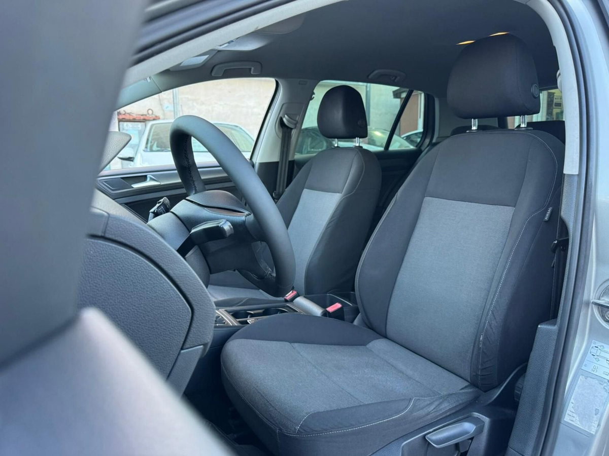 Volkswagen Golf 1.6 TDI 5p. Trendline BlueMotion Technology (6)