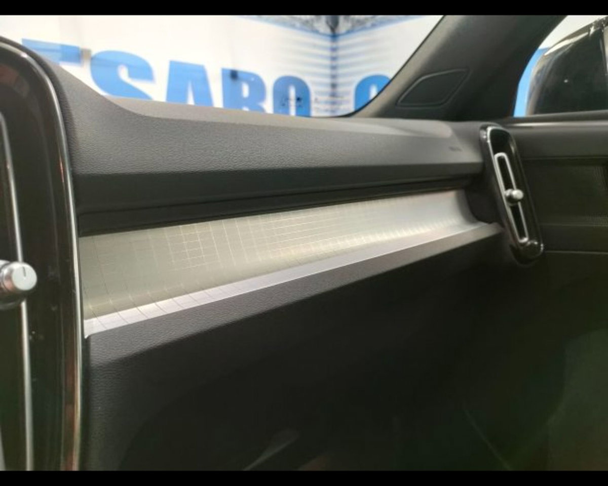 Volvo XC40 T4 Recharge Plug-in Hybrid Inscription Expression (15)