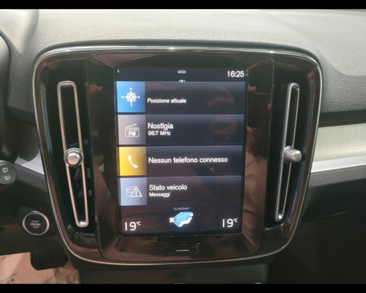 Volvo XC40 T4 Recharge Plug-in Hybrid Inscription Expression (8)