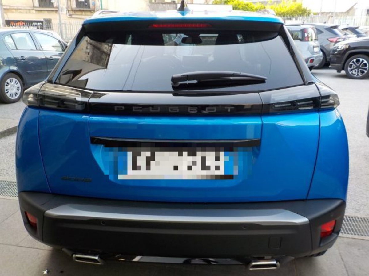 Peugeot 2008 PureTech 100 S&S Allure (13)