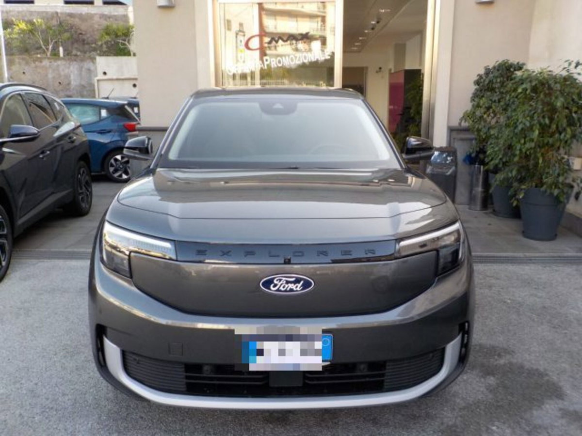 Ford Explorer Standard Range rwd 170cv auto