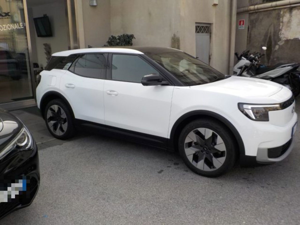 Ford Explorer Standard Range rwd 170cv auto (8)