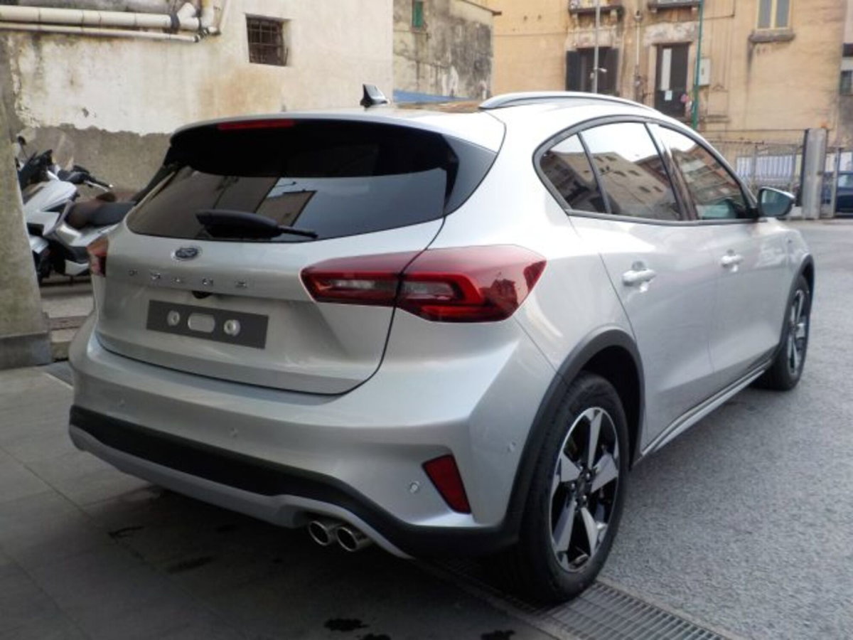 Ford Focus 1.0 EcoBoost 125 CV Start&Stop ST Line (14)