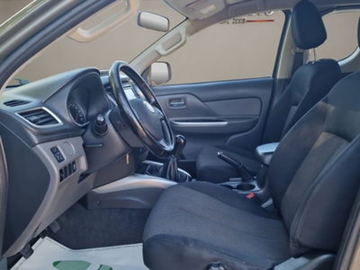 Mitsubishi L200 2.4 DI-D/181CV Club Cab Intense Hp Mivec SDA (9)