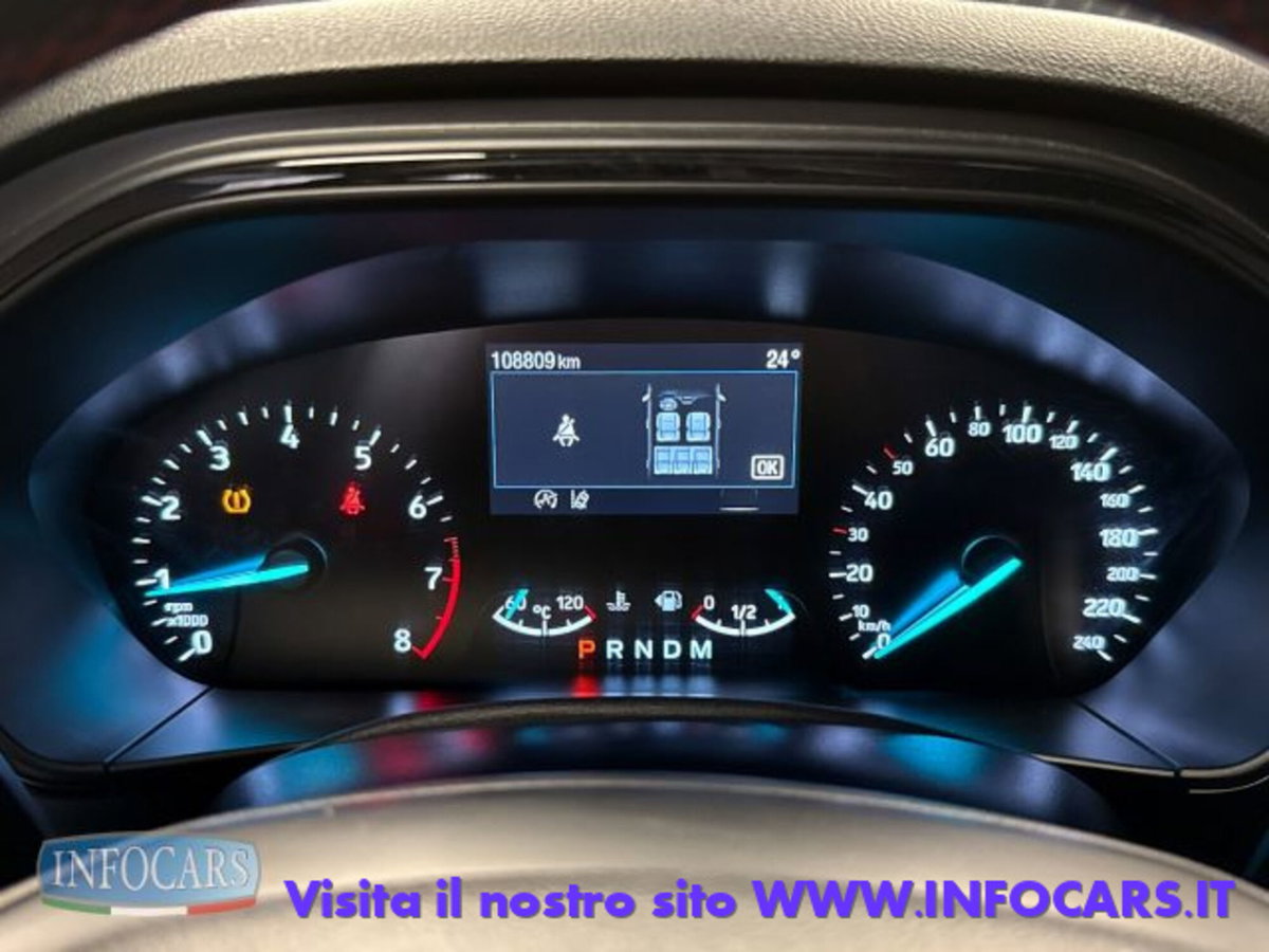 Ford Focus Station Wagon 1.0 EcoBoost Hybrid 155 CV SW ST-Line (13)