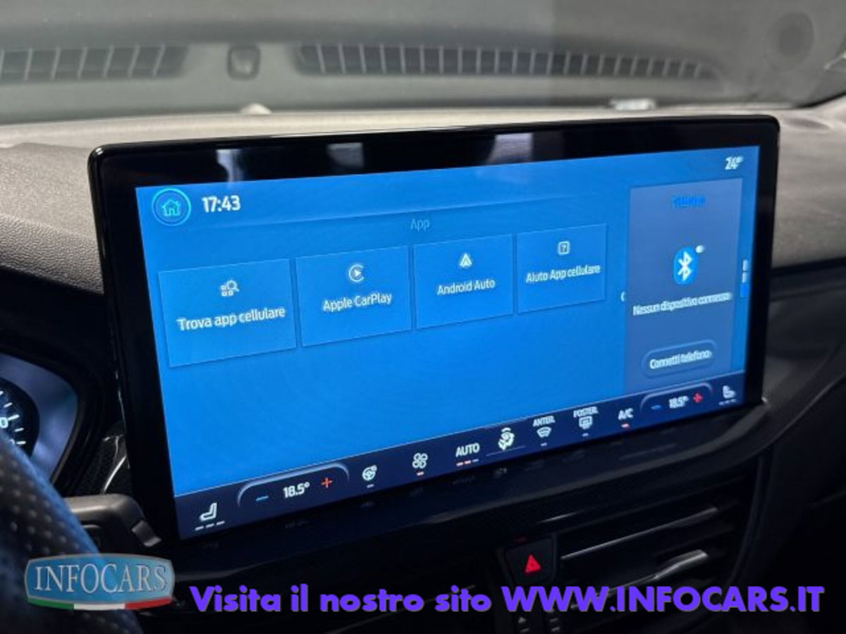 Ford Focus Station Wagon 1.0 EcoBoost Hybrid 155 CV SW ST-Line (16)