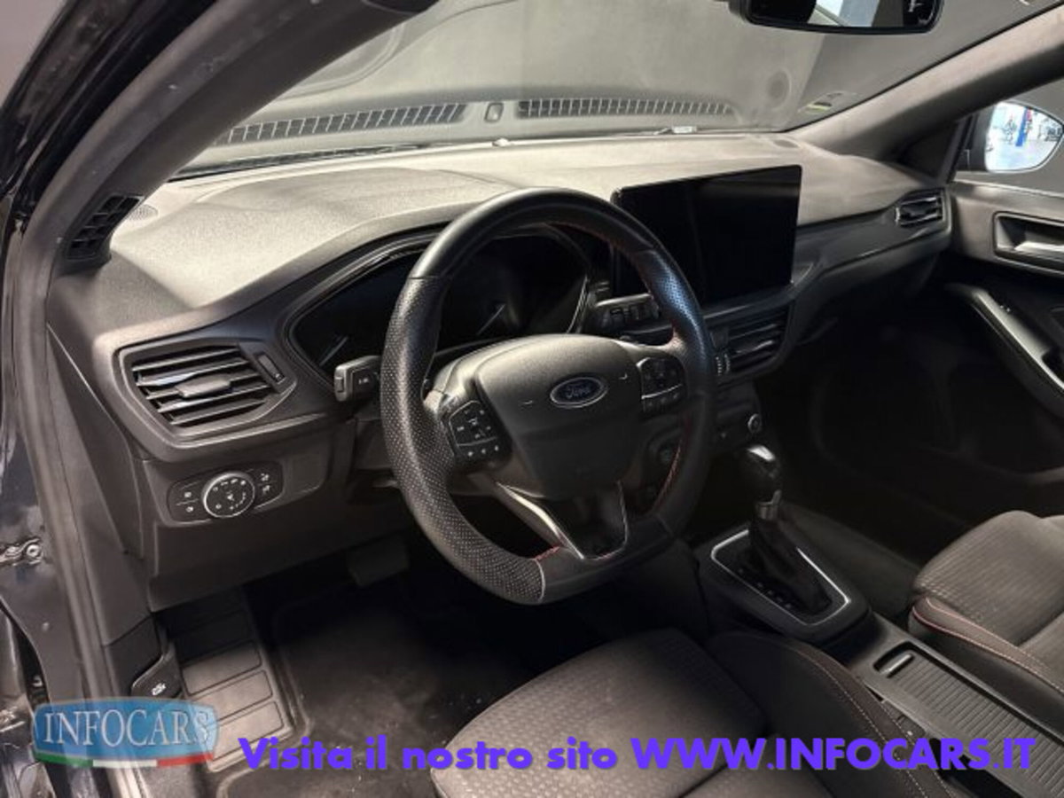 Ford Focus Station Wagon 1.0 EcoBoost Hybrid 155 CV SW ST-Line (9)