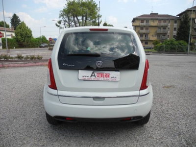 Lancia Musa 1.4 Argento Ecochic GPL (4)
