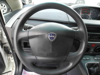 Lancia Musa 1.4 Argento Ecochic GPL (5)