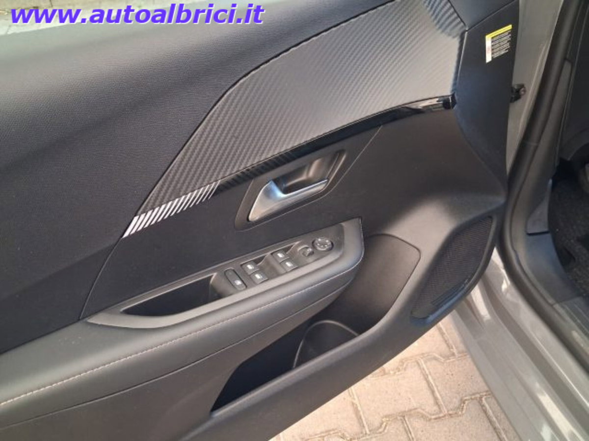 Peugeot 208 1.2 puretech Active s&s 100cv (13)