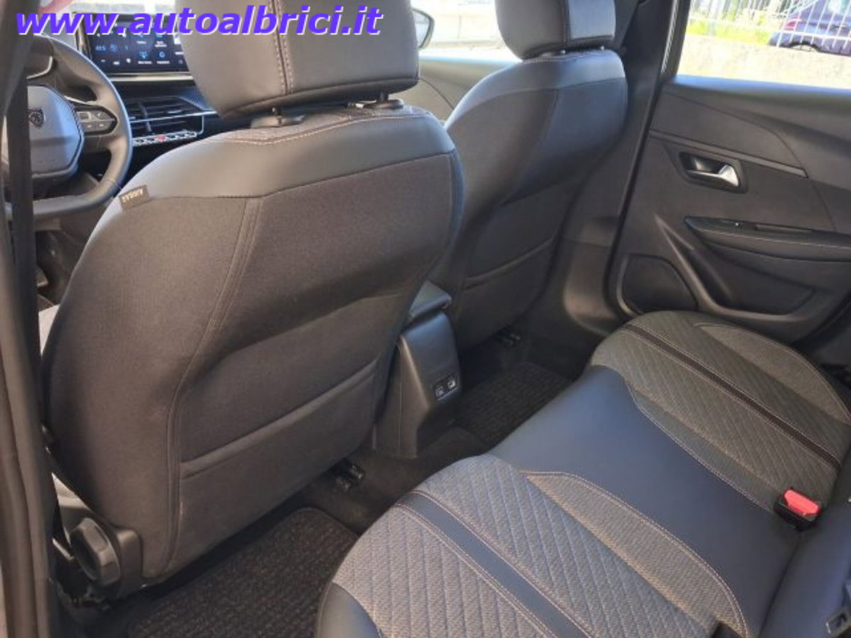 Peugeot 208 1.2 puretech Active s&s 100cv (18)