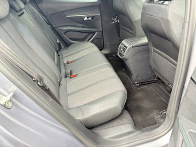 Peugeot 3008 BlueHDi 130 S&S EAT8 Allure Pack (10)
