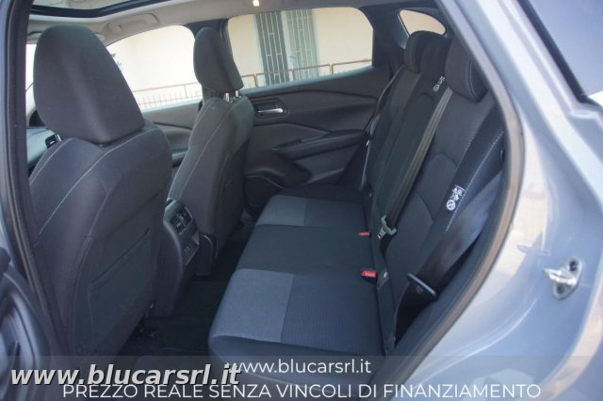Nissan Qashqai 1.3 mhev N-Connecta 2wd 140cv (12)